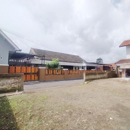 Reddoorz Syariah Near Stasiun Purwokerto Exterior foto