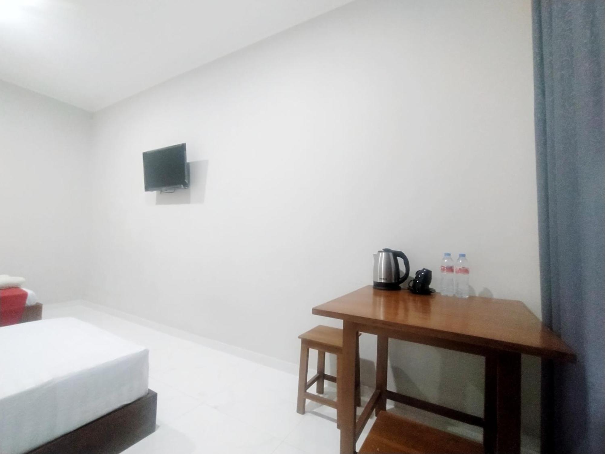 Reddoorz Syariah Near Stasiun Purwokerto Exterior foto