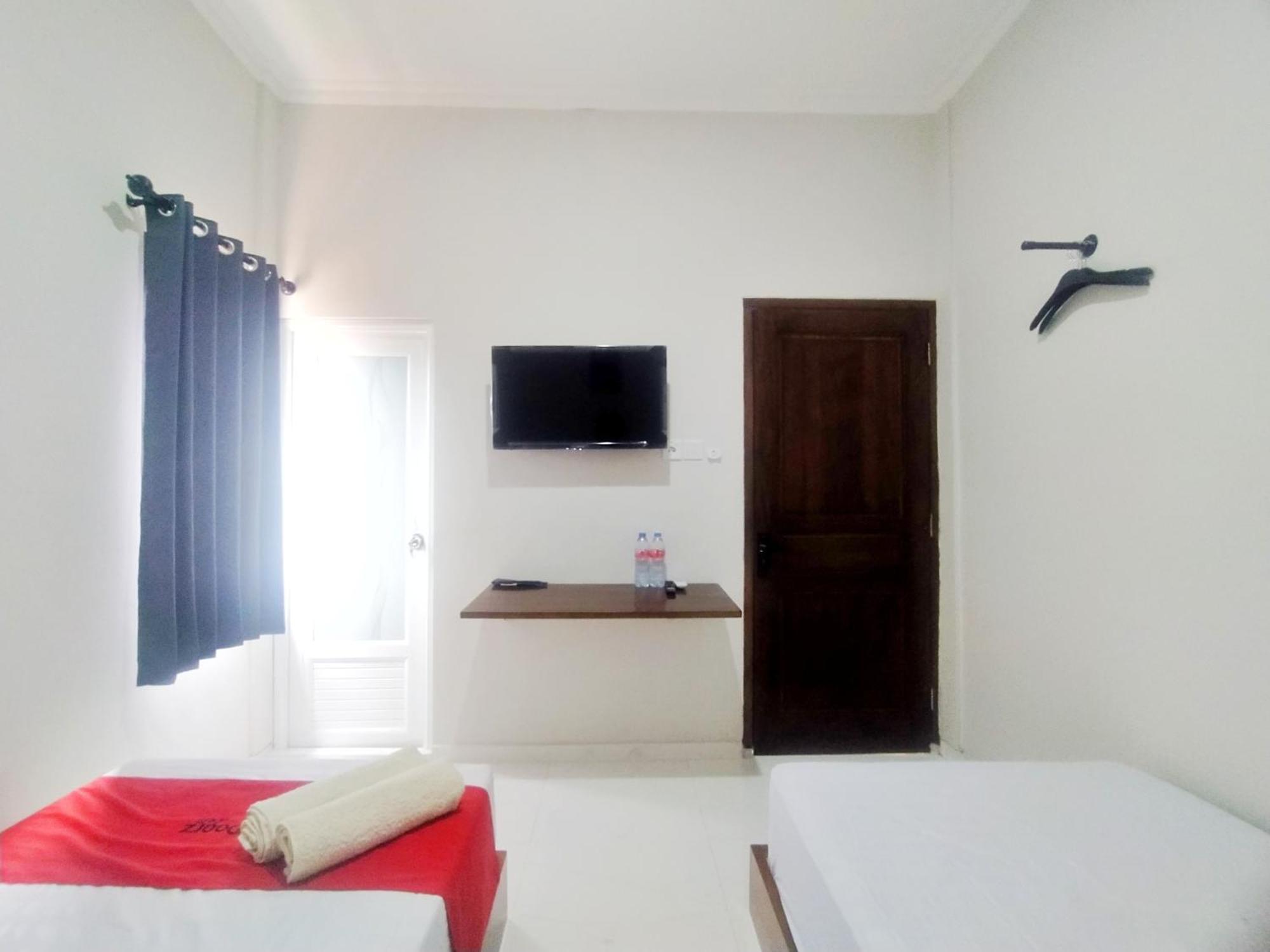 Reddoorz Syariah Near Stasiun Purwokerto Exterior foto