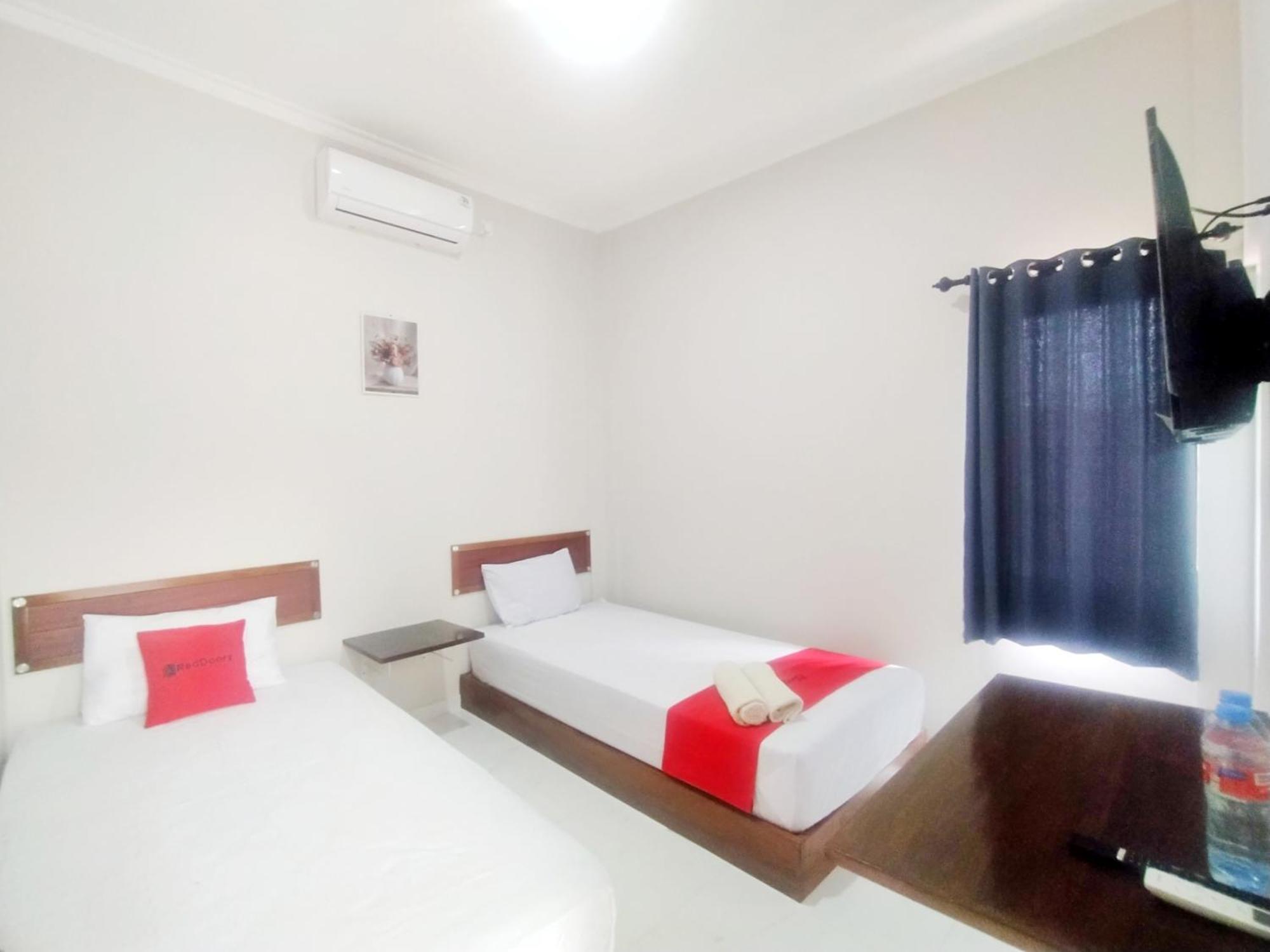 Reddoorz Syariah Near Stasiun Purwokerto Exterior foto