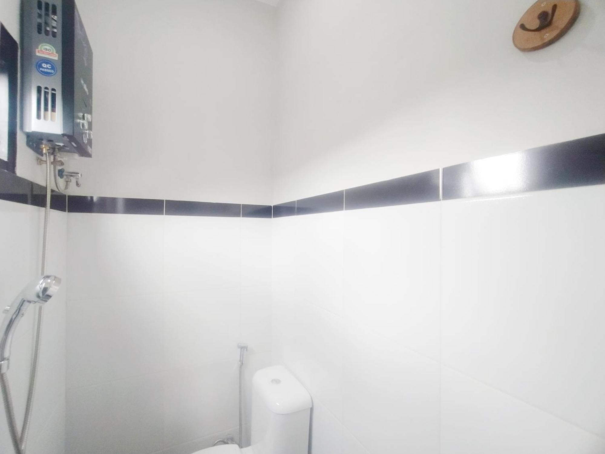 Reddoorz Syariah Near Stasiun Purwokerto Exterior foto