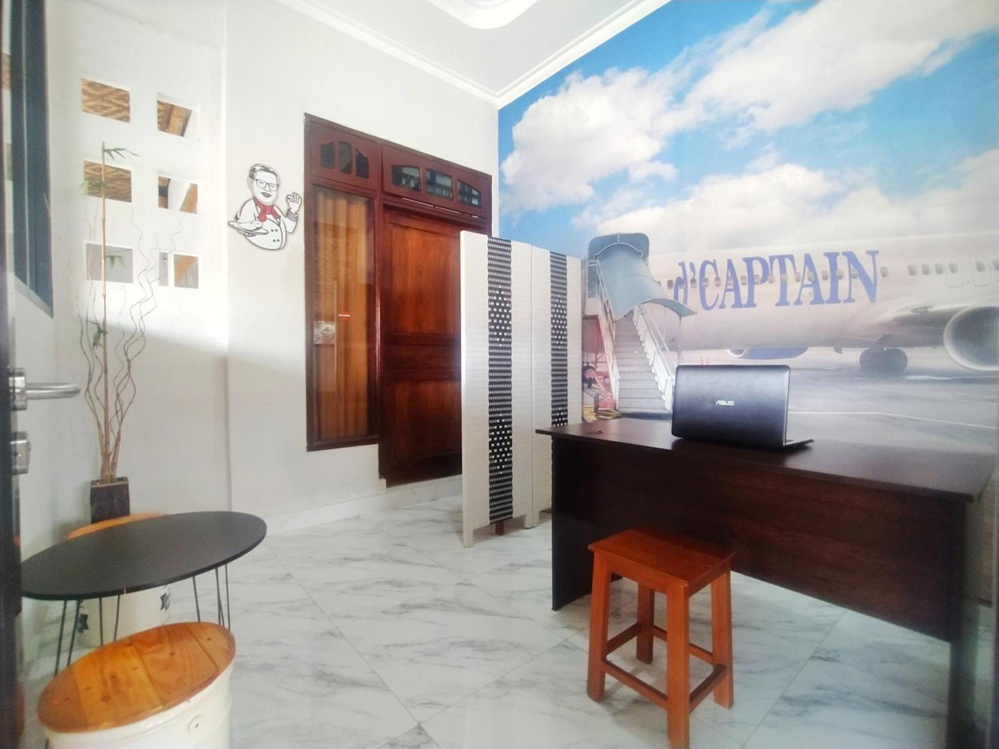 Reddoorz Syariah Near Stasiun Purwokerto Exterior foto